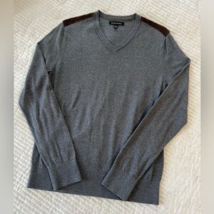 Men’s Banana Republic Gray V-Neck Sweater Size Medium